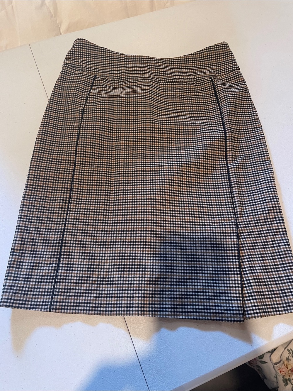 Margaret M Black & White Houndstooth Pencil Skirt